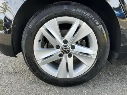 Photo 9 Volkswagen Golf  2.0 TDI SCR 150ch Life Business DSG7