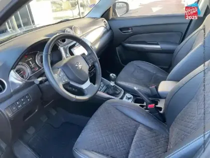 Photo 14 Suzuki Vitara  1.4 Boosterjet Hybrid 129ch Style Allgrip