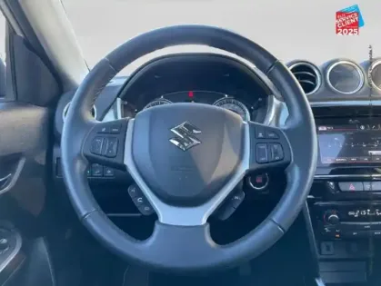 Photo 11 Suzuki Vitara  1.4 Boosterjet Hybrid 129ch Style Allgrip