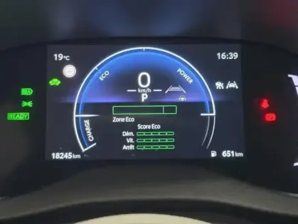 Photo 7 Toyota Yaris  Cross 116h Dynamic MC24