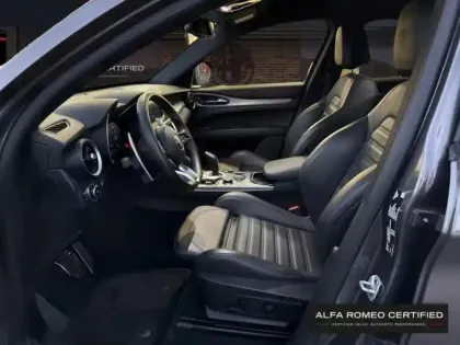 Photo 8 Alfa Romeo Stelvio  2.2 Diesel 160ch Sprint AT8
