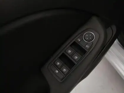 Photo 12 Renault Clio  1.0 TCe 100ch Evolution GPL