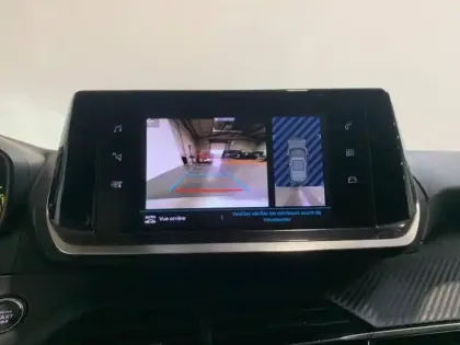 Photo 11 Peugeot 2008  e- 136ch Allure