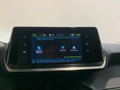 Photo 12 Peugeot 2008  e- 136ch Allure