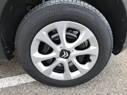 Photo 5 Citroën C3  1.2 PureTech 83ch S&S YOU!