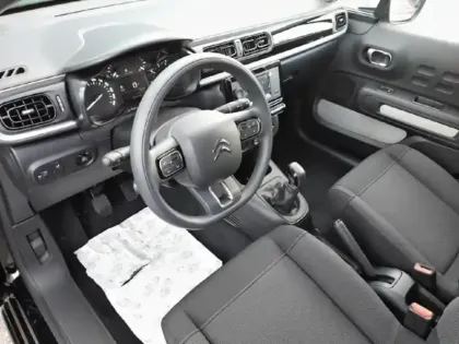 Photo 6 Citroën C3  1.2 PureTech 83ch S&S YOU!