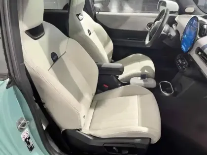 Photo 8 Mini Cooper  3 Portes S 204ch Favoured DKG7