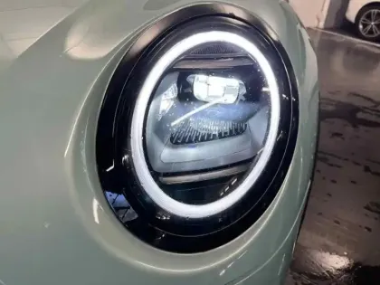 Photo 9 Mini Cooper  3 Portes S 204ch Favoured DKG7