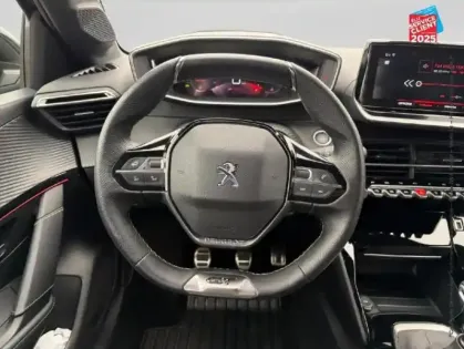 Photo 11 Peugeot 208  1.2 PureTech 100ch S/S GT Camera Carplay