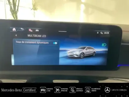 Photo 14 Mercedes CLA  Shooting Brake 200 d 150ch AMG Line 8G-DCT