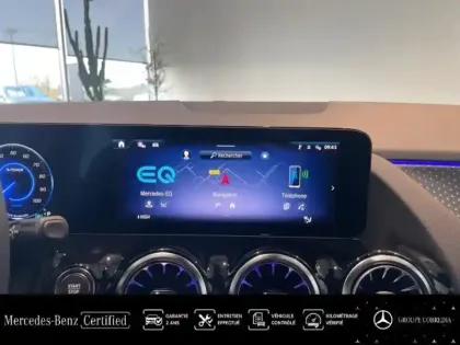 Photo 7 Mercedes EQA  250+ 190ch