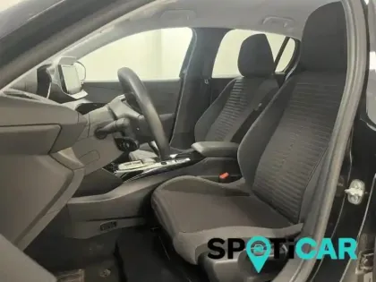 Photo 9 Peugeot 208  e- 136ch Style