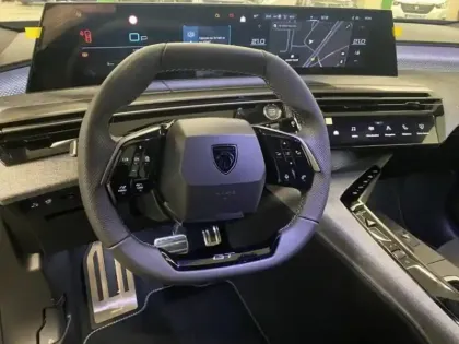 Photo 9 Peugeot 3008  1.2 Hybrid 145ch GT e-DCS6