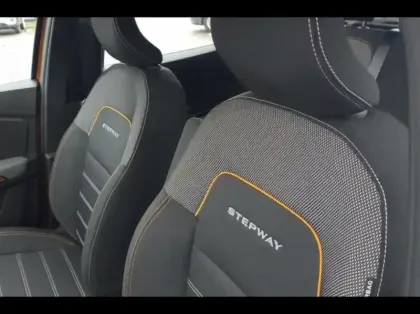 Photo 9 Dacia Sandero  1.0 TCe 90ch Stepway Confort -22