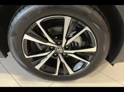 Photo 13 Toyota C-HR  1.8 Hybride 140ch Design NG23