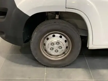 Photo 7 Peugeot Boxer  Fg L2H2 3.3 120 HAYON ELEVATEUR / 1200 KM