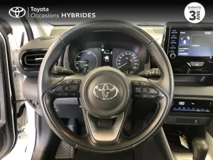 Photo 8 Toyota Yaris  116h Dynamic 5p MY22