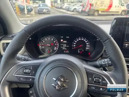 Photo 9 Suzuki Swift  1.2 Hybrid 83ch Pack