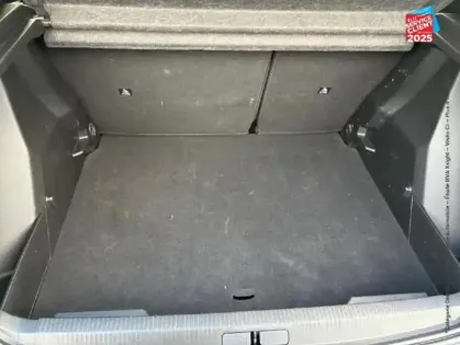 Photo 13 Peugeot 2008  1.2 PureTech 100ch S&S Active Pack