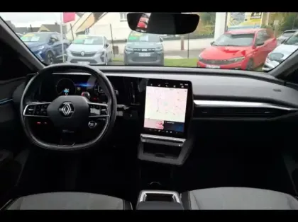 Photo 9 Renault Megane  E-Tech Electric EV60 220ch Techno super charge -C