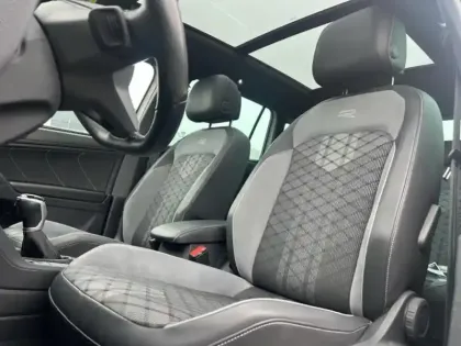 Photo 9 Volkswagen Tiguan  1.4 eHybrid 245ch R-Line DSG6