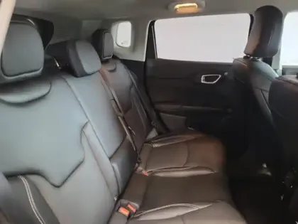 Photo 10 Jeep Compass  1.5 Turbo T4 130ch MHEV Summit 4x2 BVR7