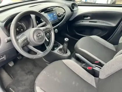 Photo 7 Toyota Aygo  X 1.0 VVT-i 72ch Dynamic MY24