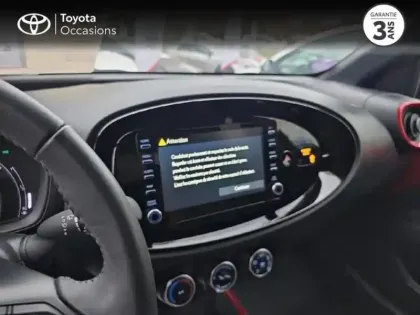Photo 14 Toyota Aygo  X 1.0 VVT-i 72ch Design S-CVT
