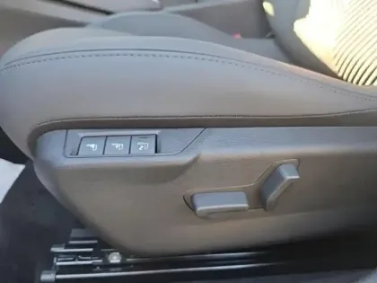 Photo 11 Alfa Romeo Junior  1.2 Ibrida 136ch Speciale DCT6