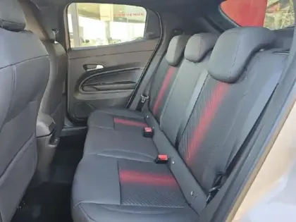 Photo 9 Alfa Romeo Junior  1.2 Ibrida 136ch Speciale DCT6