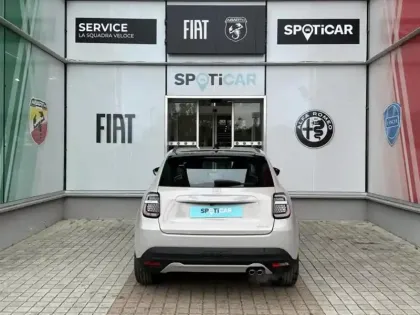 Photo 19 Fiat 600  1.2 Hybrid 136ch DCT6