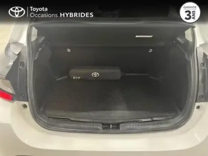 Photo 9 Toyota Yaris  116h Dynamic 5p MY22