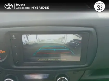 Photo 14 Toyota Yaris  100h Dynamic 5p RC19