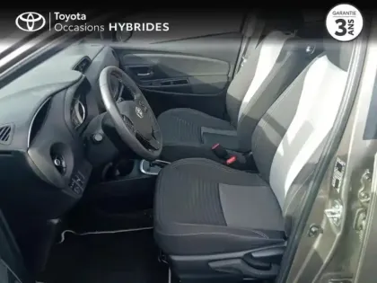 Photo 10 Toyota Yaris  100h Dynamic 5p RC19