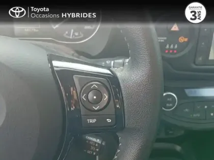 Photo 13 Toyota Yaris  100h Dynamic 5p RC19