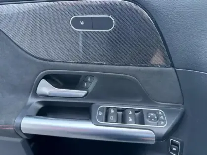 Photo 11 Mercedes Classe B  200d 150ch AMG Line Edition 8G-DCT 7cv