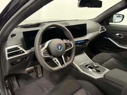 Photo 5 BMW Serie 3 Série 3 330eA xDrive 292ch M Sport