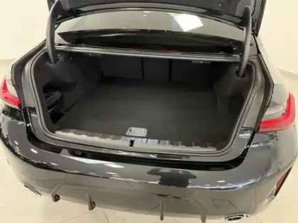 Photo 9 BMW Serie 3 Série 3 330eA xDrive 292ch M Sport