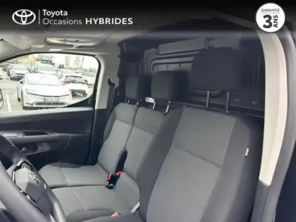 Photo 6 Toyota Proace  CITY Medium 130 D-4D Start BVA MC24