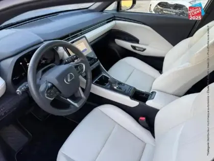 Photo 14 Lexus Lbx  1.5 136ch Elegant 2WD Sieges chauf/cuir Camera