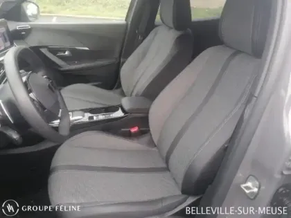 Photo 8 Peugeot 2008  1.2 Hybrid 145ch Allure e-DCS6