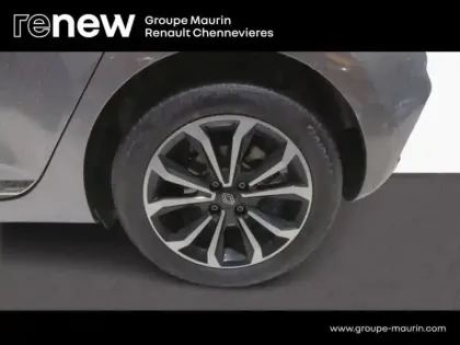 Photo 13 Renault Clio  1.6 E-Tech 145ch full hybrid Techno - 24