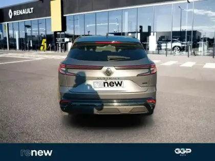 Photo 4 Renault Austral  1.2 E-Tech full hybrid 200ch Iconic esprit Alpine
