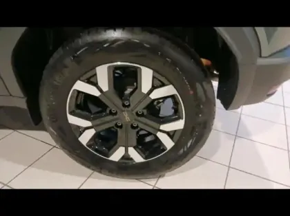 Photo 12 Dacia Duster  1.6 hybrid 140ch Extreme