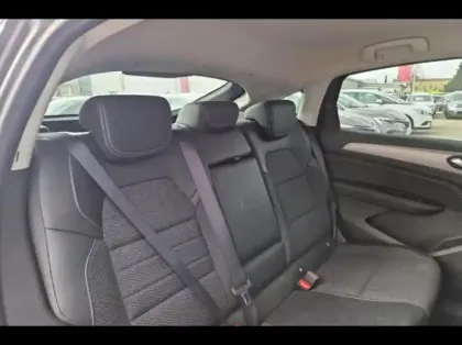Photo 10 Renault Arkana  1.6 E-Tech hybride 145ch Techno -22