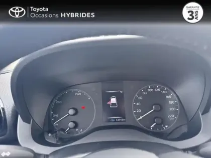 Photo 12 Toyota Yaris  116h Dynamic 5p MY22