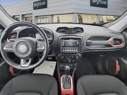 Photo 7 Jeep Renegade  1.3 Turbo T4 240ch 4xe Trailhawk AT6