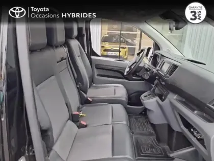 Photo 5 Toyota Proace  Medium 50kWh Business Electric RC21