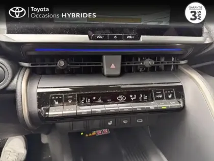 Photo 11 Toyota C-HR  1.8 Hybride 140ch Collection MY25