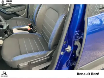 Photo 2 Dacia Duster  1.5 Blue dCi 115ch 15 ans 4x2 E6U